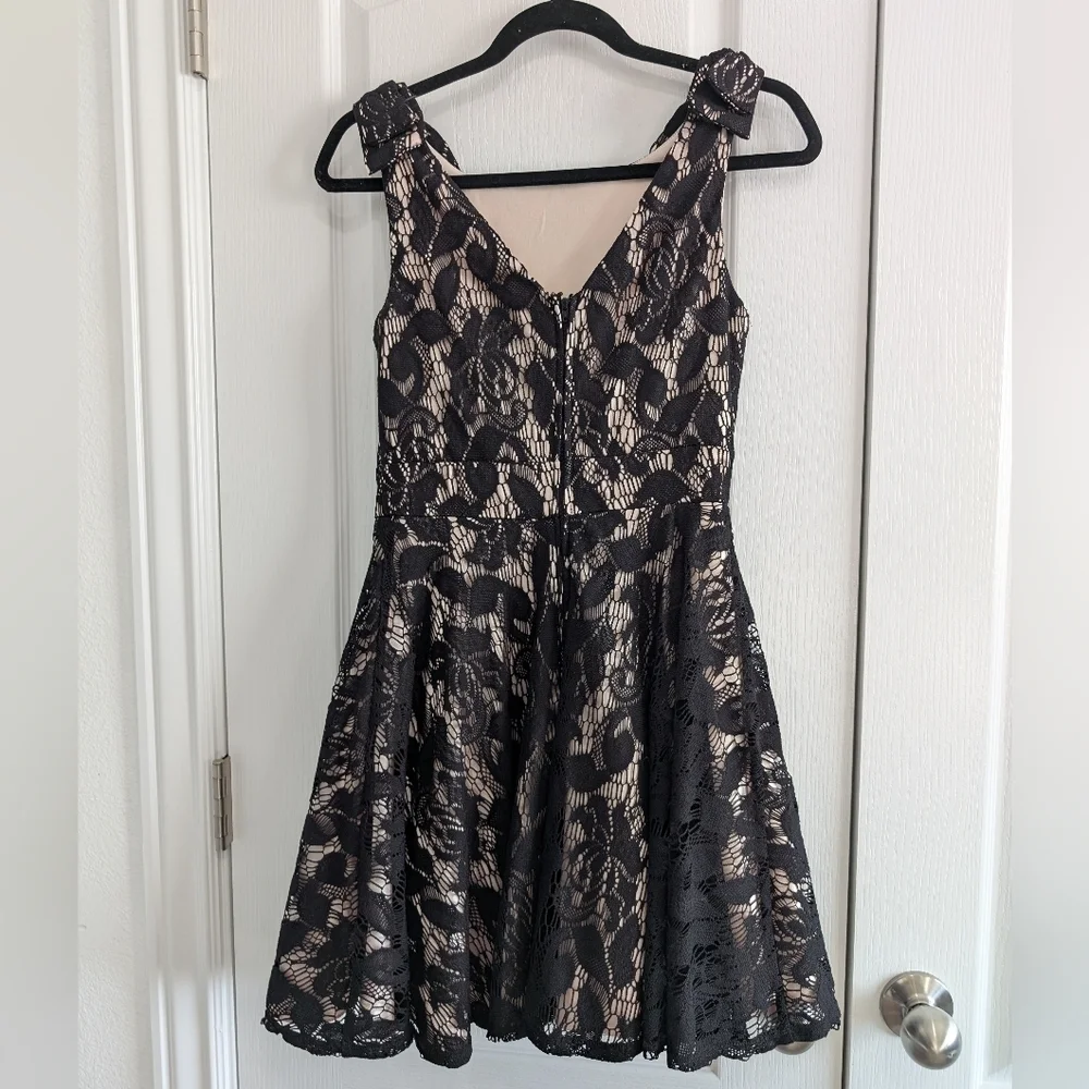 Way-In Clothing Co. Black Lace Short A-Line Dress